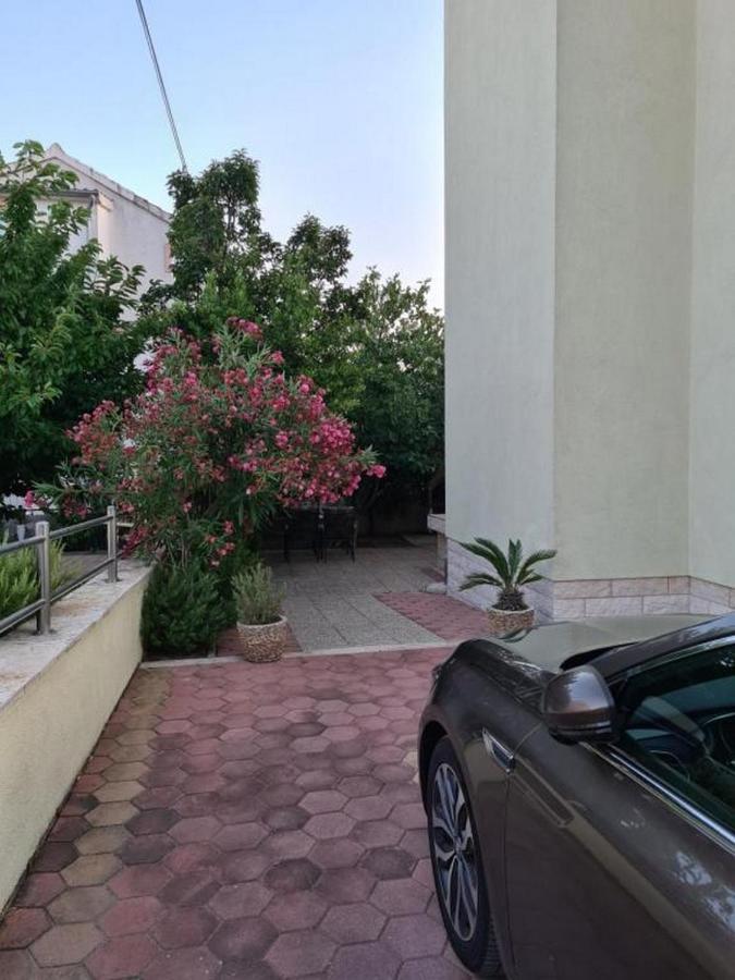 Villa Neda Vodice Eksteriør bilde
